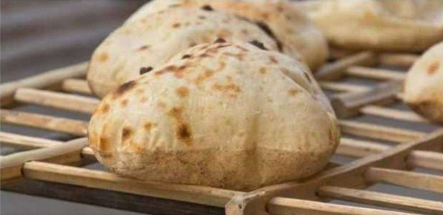 عيش بلدي مصري جاف