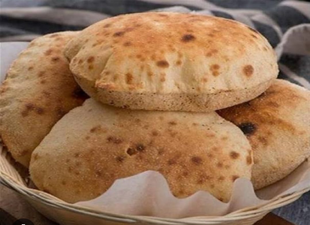 Dried Egyptian bread-عيش بلدي